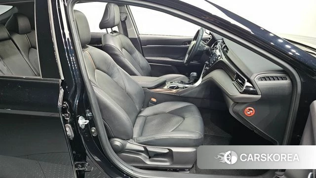 Toyota Camry (XV70) id 4689268 из Кореи 18