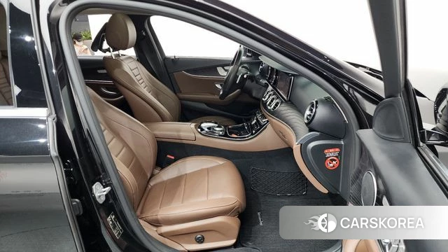 Mercedes-Benz E-Class W213 id 4698946 из Кореи 18