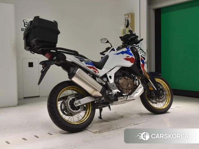 Проданный Honda CRF1100L AFRICA TWIN ADV 2024 из Японии, фото 2