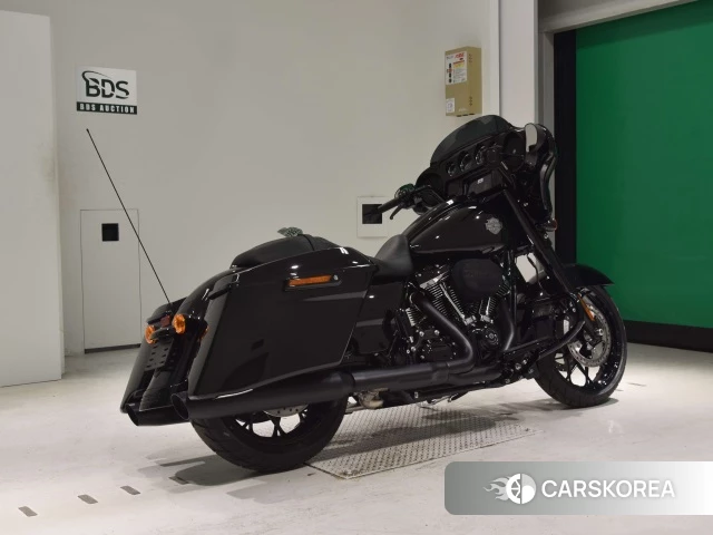 Проданный Harley-Davidson Street Glide FLHXS1870 2023 из Японии, фото 2