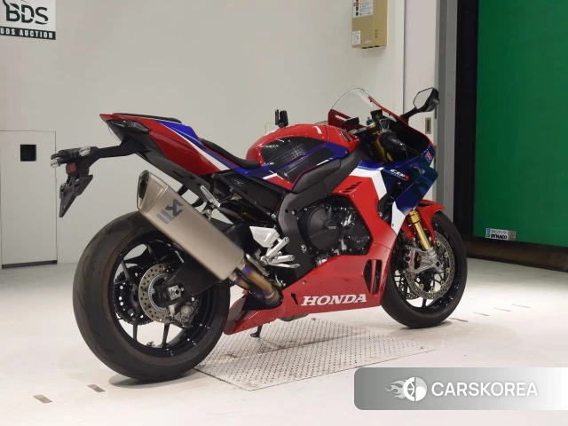 Проданный Honda CBR1000RR-R FIREBLADE SP 2021 из Японии, фото 2