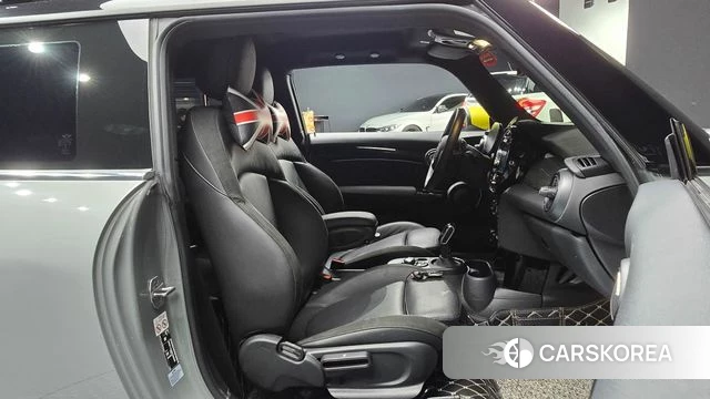 Mini Cooper Electric id 4506657 из Кореи 18