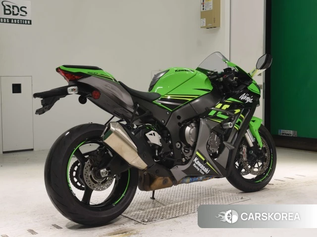 Проданный Kawasaki ZX-10R NINJA ABS 2018 из Японии, фото 2
