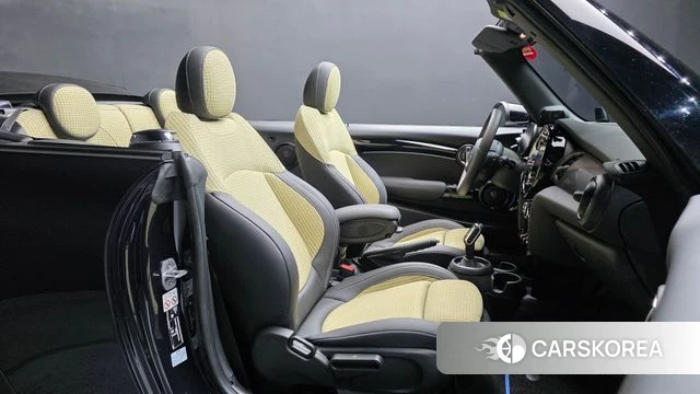 Mini Cooper S Convertible id 4767839 из Кореи 18