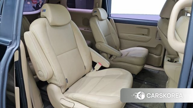 Kia The New Carnival id 4551916 из Кореи 18