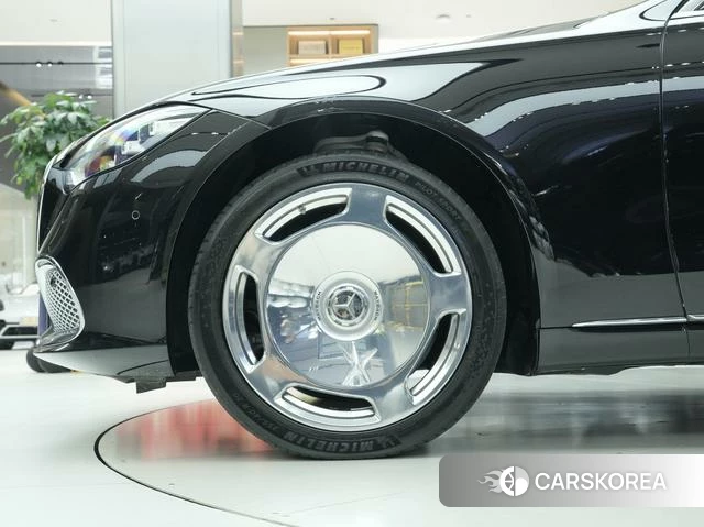 Mercedes-Benz Maybach S-class id 4358885 из Китая 18