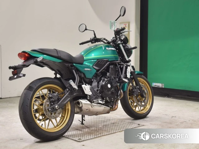 Проданный Kawasaki Z650RS 2022 из Японии