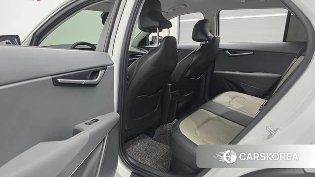 Kia Di Ol Nu Niro id 4489057 из Кореи 18