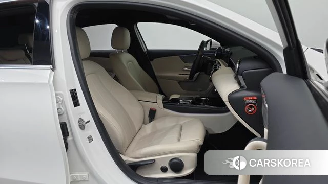 Mercedes-Benz A-Class W177 id 4726807 из Кореи 18