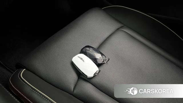Genesis G90 (RS4) id 4905789 из Кореи 18