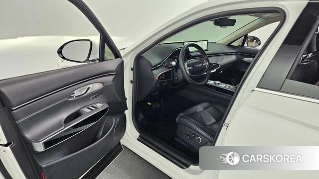 Genesis GV70 id 4185880 из Кореи 18