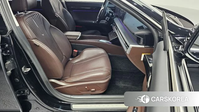 Hyundai Grandeur Hybrid (GN7) id 4921904 из Кореи 18
