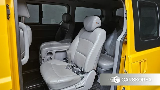 Hyundai The New Grand Starex id 4445916 из Кореи 18