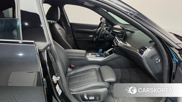 BMW i4 id 4675669 из Кореи 18