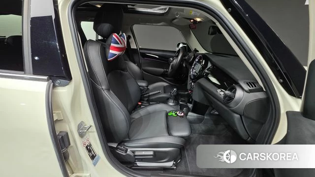 Mini Cooper id 4303555 из Кореи 18
