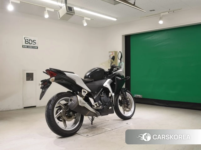 Проданный Honda CBR250R id 4108165 из Японии, фото 2