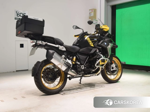 Проданный BMW R1250GS 2021 из Японии, фото 2