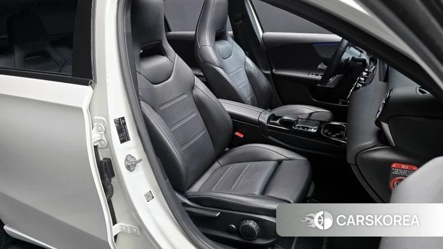 Mercedes-Benz A-Class W177 id 4356413 из Кореи 18