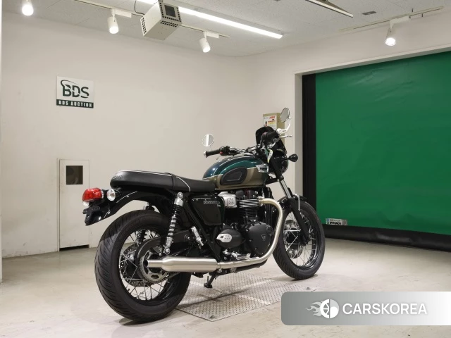 Проданный Triumph BONNEVILLE T100 2023 из Японии, фото 2