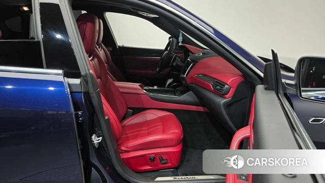 Maserati Levante id 4882324 из Кореи 18