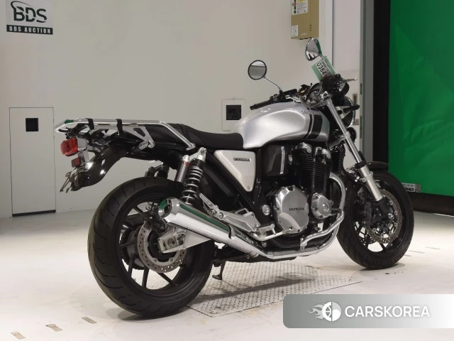 Проданный Honda CB1100RS 2018 из Японии, фото 2