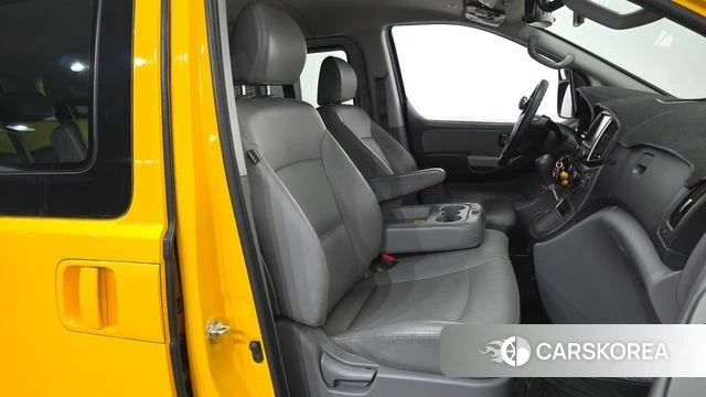 Hyundai The New Grand Starex id 4930167 из Кореи 18