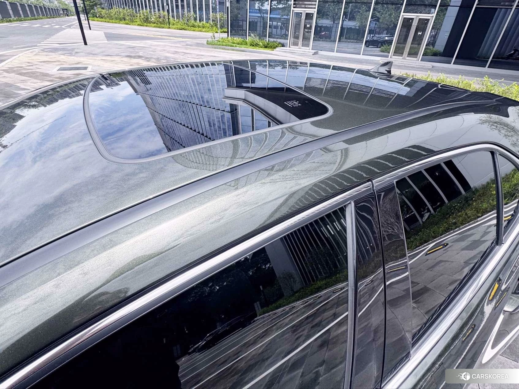 Lexus UX EV id 4468014 из Китая 18