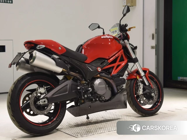 Проданный Ducati MONSTER 696 2010 из Японии
