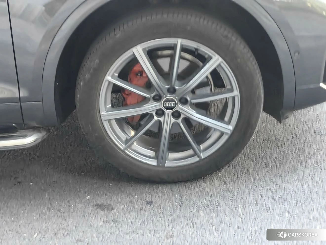 Audi Q5L id 4426578 из Китая 18