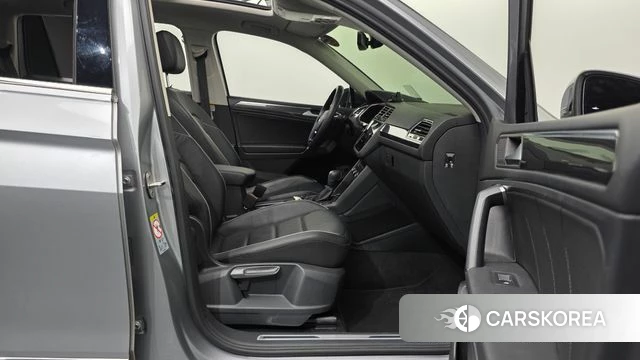 Volkswagen Tiguan Allspace id 4625393 из Кореи 18