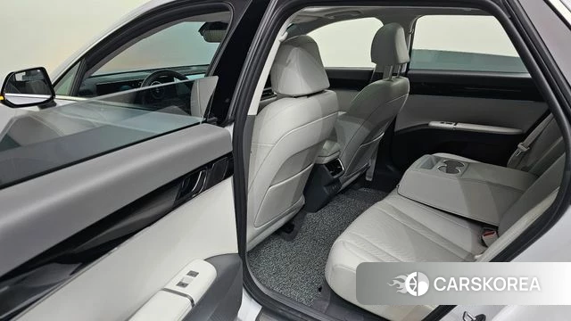 Hyundai Grandeur (GN7) id 4494184 из Кореи 18