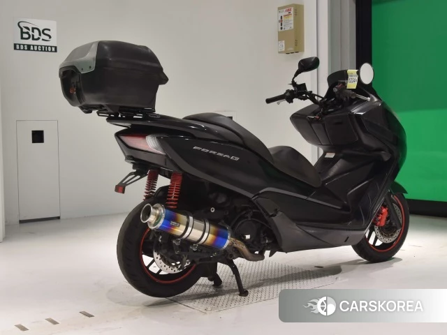 Проданный Honda FORZA 2013 из Японии