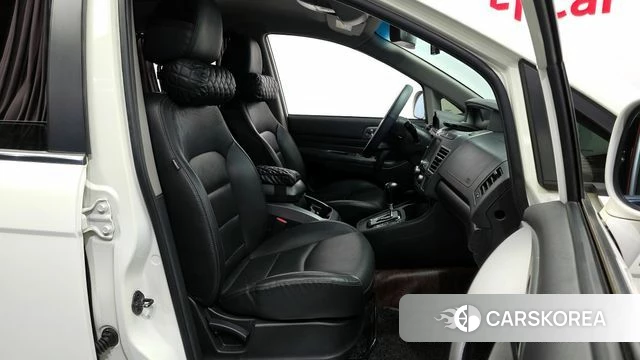 Ssangyong Korando Turismo id 4363205 из Кореи 18