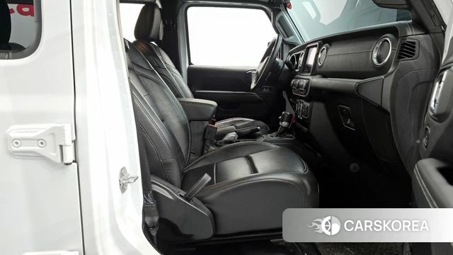 Jeep Wrangler (JL) id 4224626 из Кореи 18