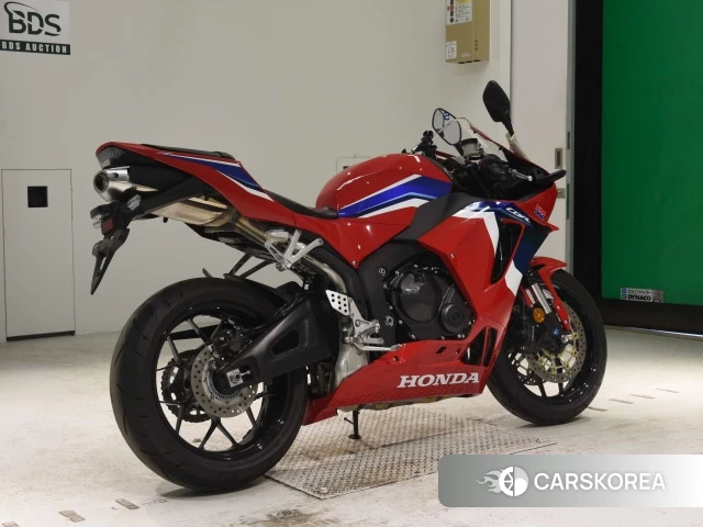 Проданный Honda CBR600RR 2021 из Японии, фото 2