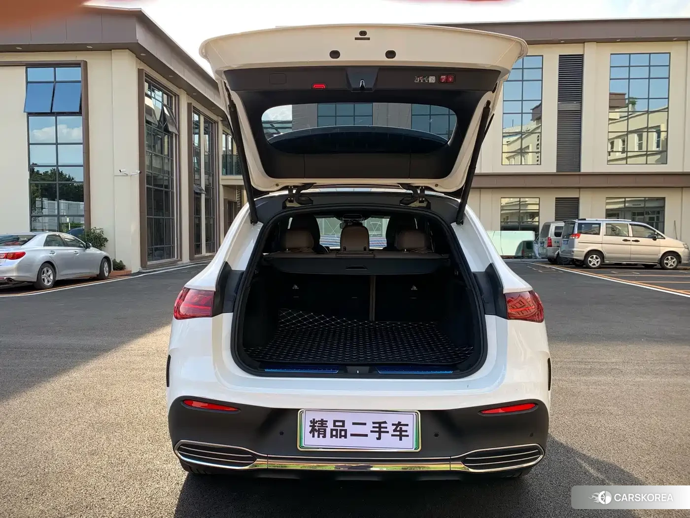 Mercedes-Benz EQE id 4644618 из Китая 18