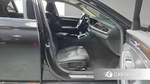 Genesis G90 id 4698623 из Кореи 18