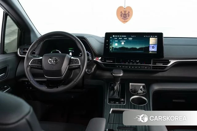 Toyota Saina id 3945055 из Китая 18