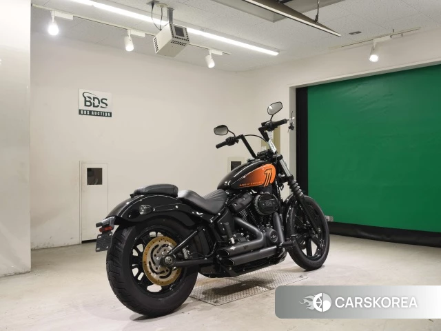 Проданный Harley-Davidson Softail Street Bob FXBBS1870 2023 из Японии, фото 2