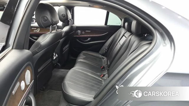 Mercedes-Benz E-Class W213 id 4780836 из Кореи 18