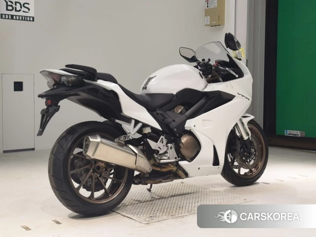 Проданный Honda VFR800F 2018 из Японии