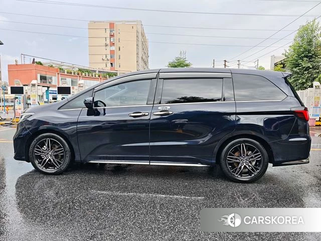 Honda Odyssey id 4358984 из Китая 18