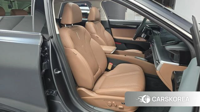 Hyundai Grandeur Hybrid (GN7) id 4934772 из Кореи 18