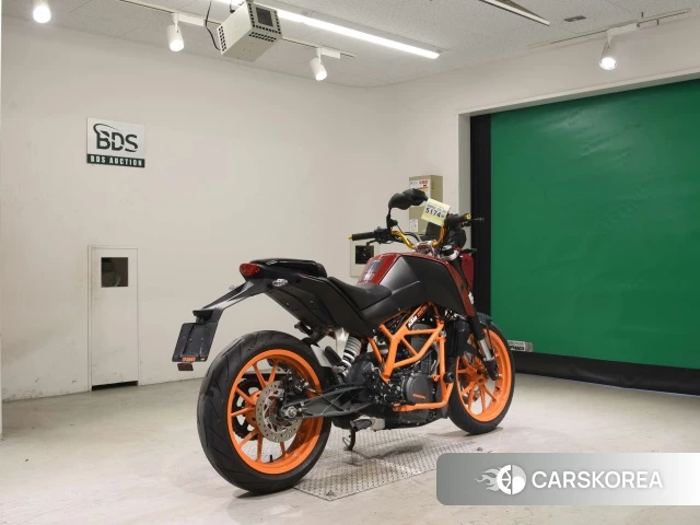 Проданный KTM 390 DUKE 2014 из Японии, фото 2