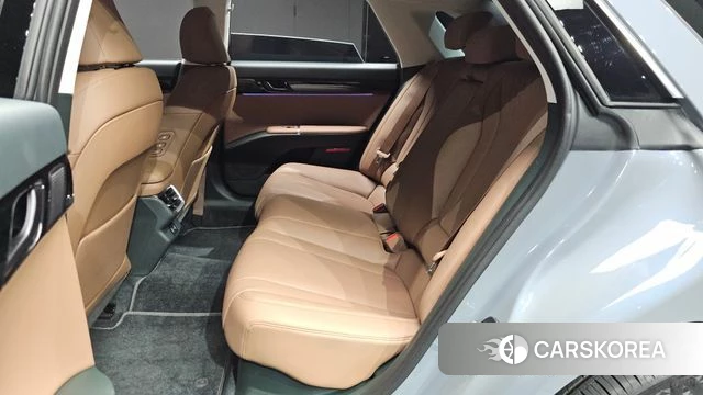 Hyundai Grandeur Hybrid (GN7) id 4928271 из Кореи 18