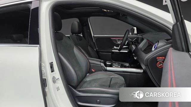 Mercedes-Benz GLA - Class H247 id 4753697 из Кореи 18