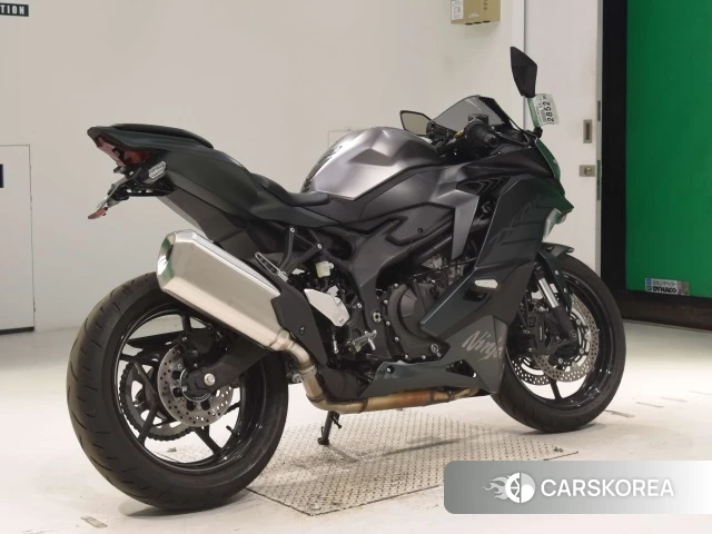 Проданный Kawasaki ZX-4R SE 2024 из Японии, фото 2