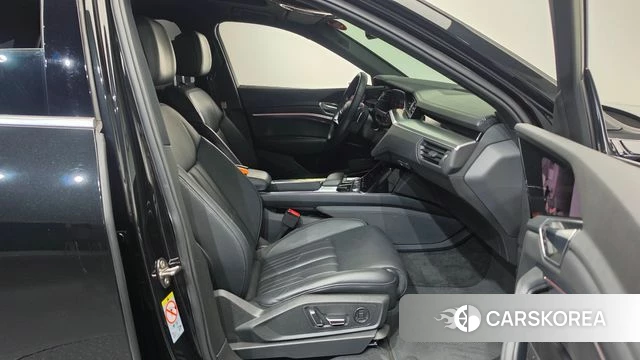 Audi e-Tron id 4721279 из Кореи 18