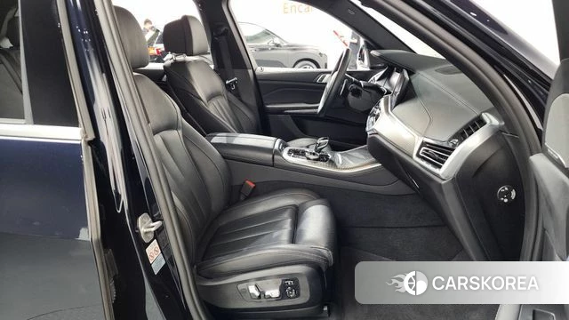 BMW X5 (G05) id 4396954 из Кореи 18