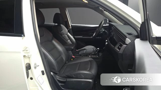 Ssangyong Beautiful Korando id 4759524 из Кореи 18